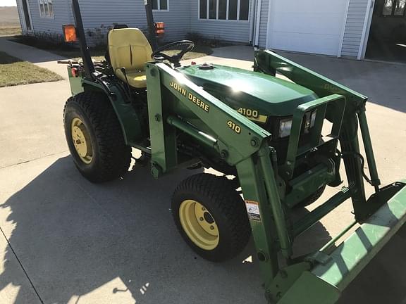 Image of John Deere 4100 equipment image 1