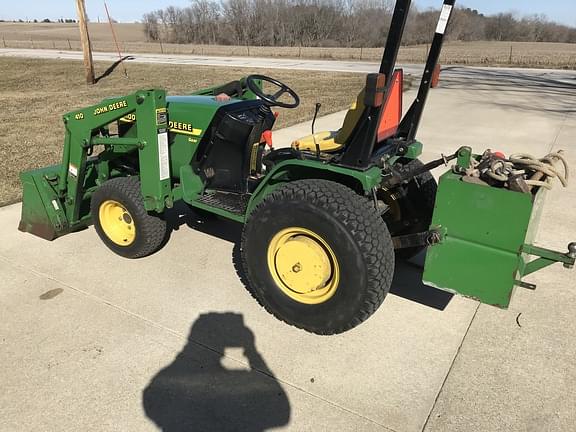 Image of John Deere 4100 equipment image 2