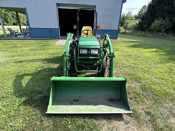 Image of John Deere 4100 equipment image 1