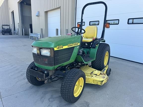 Image of John Deere 4100 equipment image 2