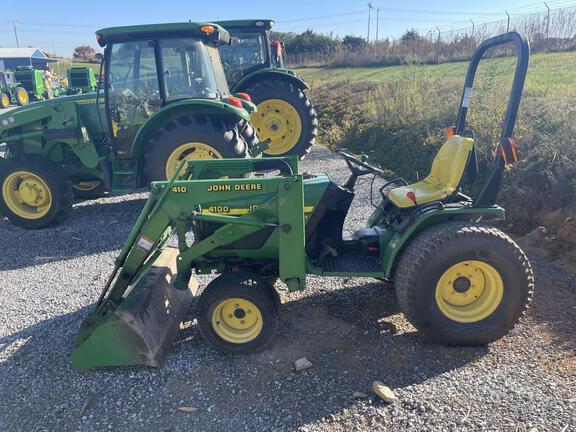 Image of John Deere 4100 equipment image 1