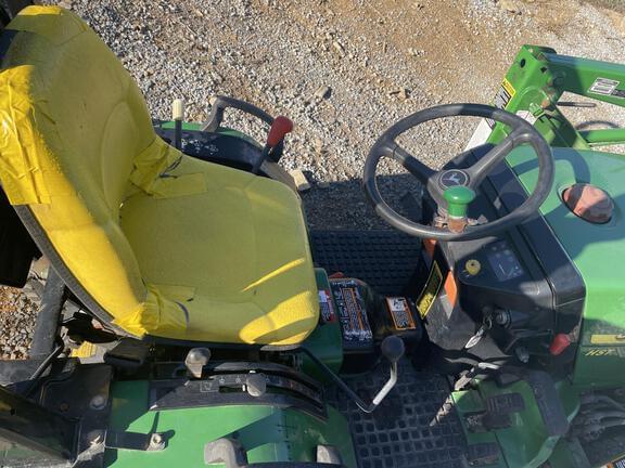 Image of John Deere 4100 equipment image 3