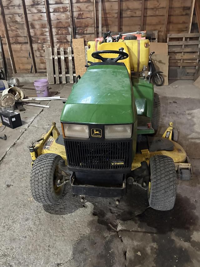 Image of John Deere 425 equipment image 1