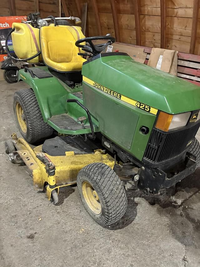 Image of John Deere 425 equipment image 4