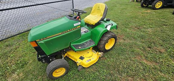 Image of John Deere 425 equipment image 1