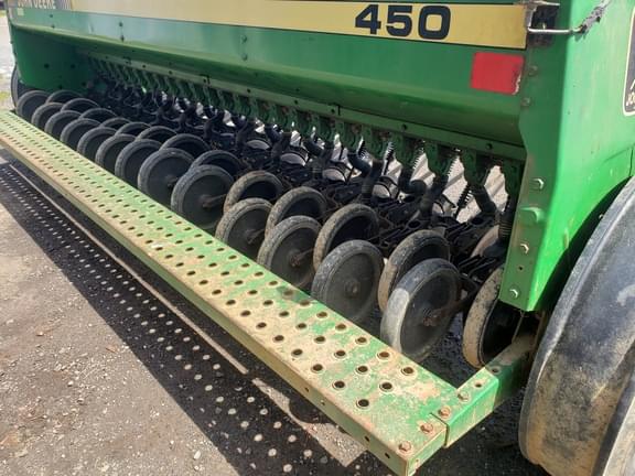 Image of John Deere 450 equipment image 4