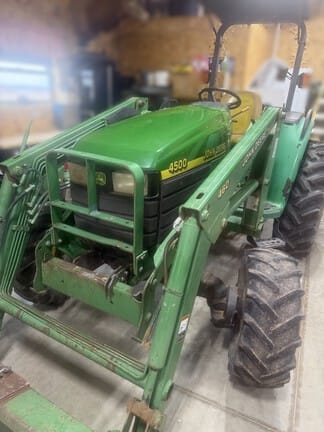 1998 John Deere 4500 Equipment Image0