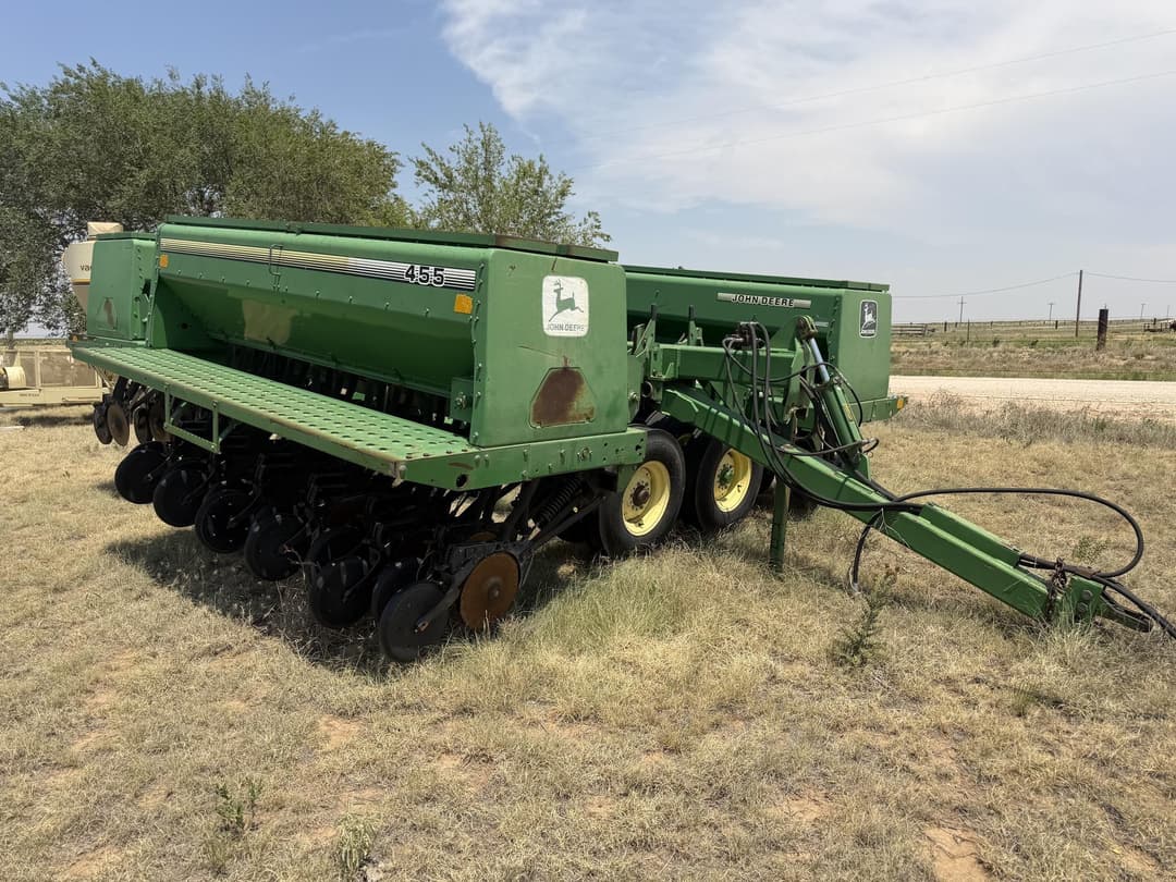 Image of John Deere 455 Primary image