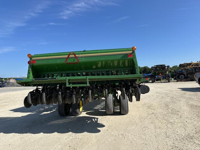 Image of John Deere 455 equipment image 4