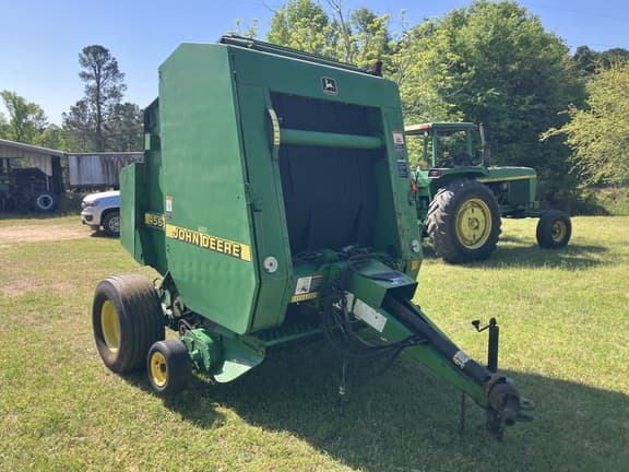 Image of John Deere 456 equipment image 2