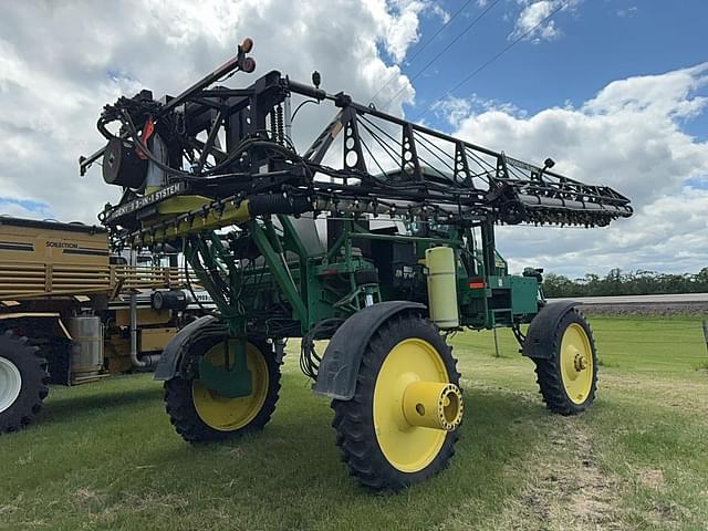 Image of John Deere 4700 equipment image 2