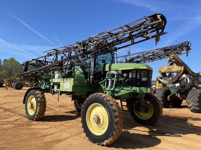 Image of John Deere 4700 equipment image 3