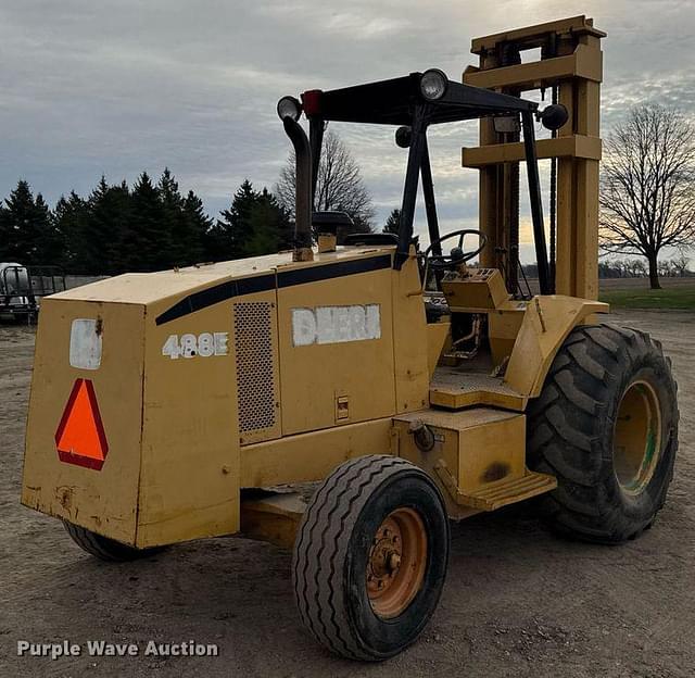 Image of John Deere 488E equipment image 4