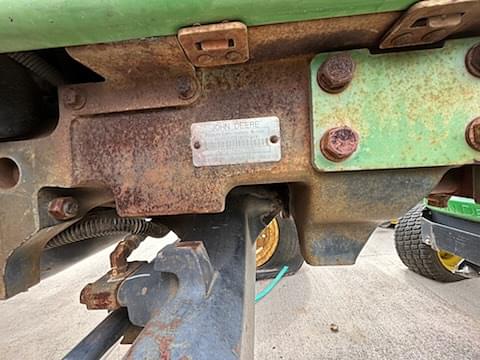 Image of John Deere 5210 equipment image 4