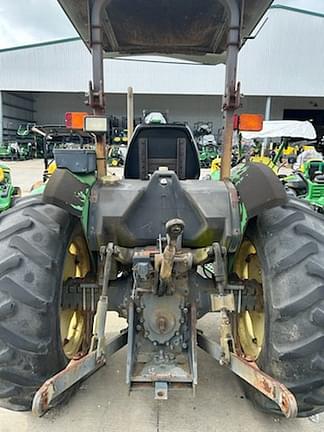 Image of John Deere 5210 equipment image 3