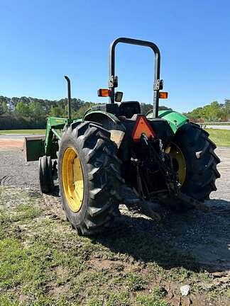 Image of John Deere 5310 equipment image 3