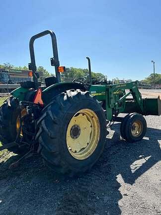 Image of John Deere 5310 equipment image 4