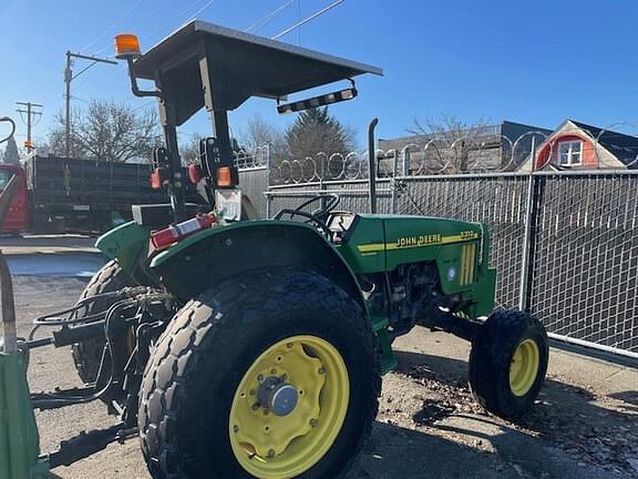 Image of John Deere 5310 equipment image 4