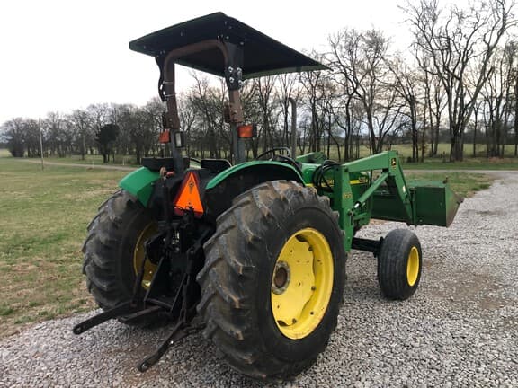 Image of John Deere 5310 equipment image 1