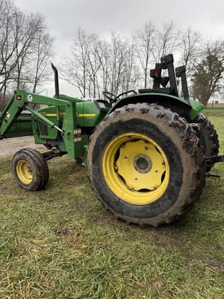 Image of John Deere 5310 equipment image 3