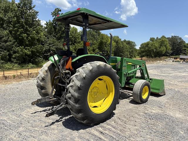 Image of John Deere 5310 equipment image 4