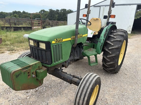 1998 John Deere 5310 Equipment Image0
