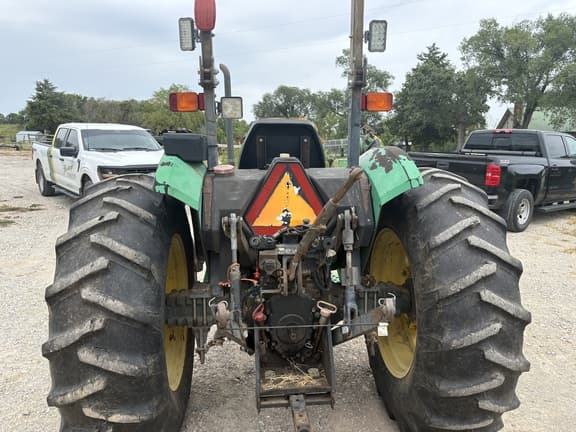 Image of John Deere 5310 equipment image 4