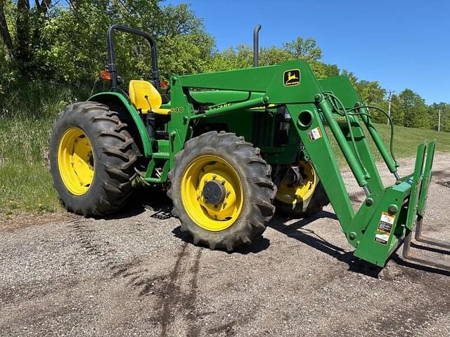 Image of John Deere 5310 equipment image 3