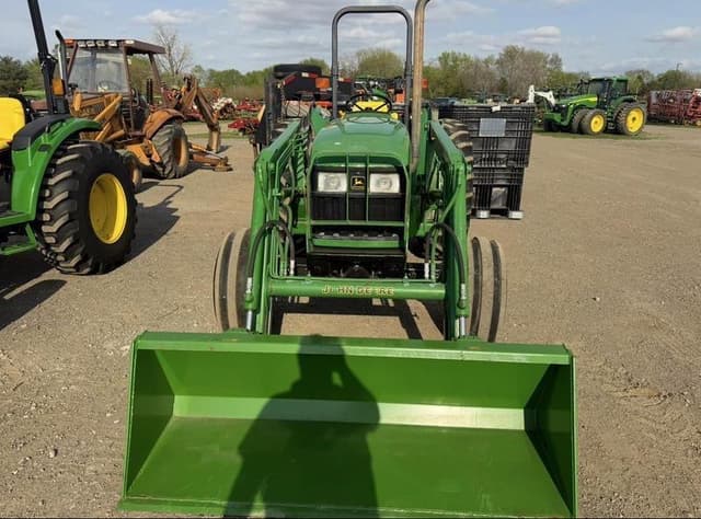 Image of John Deere 5410 equipment image 1