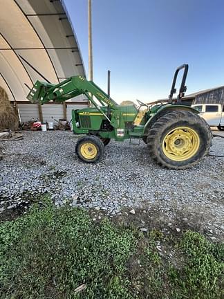 Image of John Deere 5410 equipment image 2