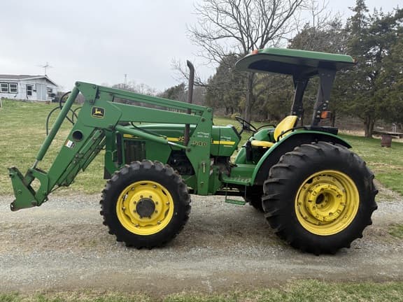 Image of John Deere 5410 equipment image 1