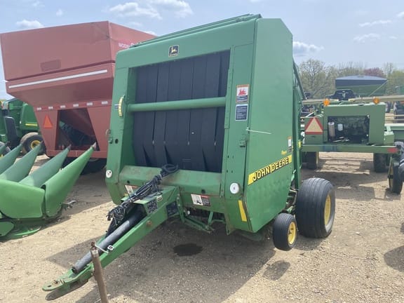 1998 John Deere 566 Image