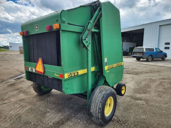 Image of John Deere 566 equipment image 4