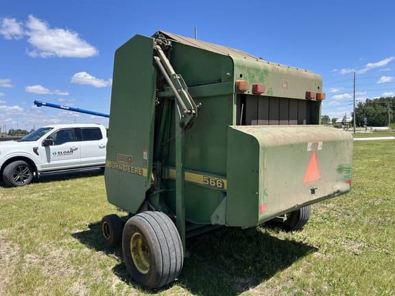 Image of John Deere 566 equipment image 3