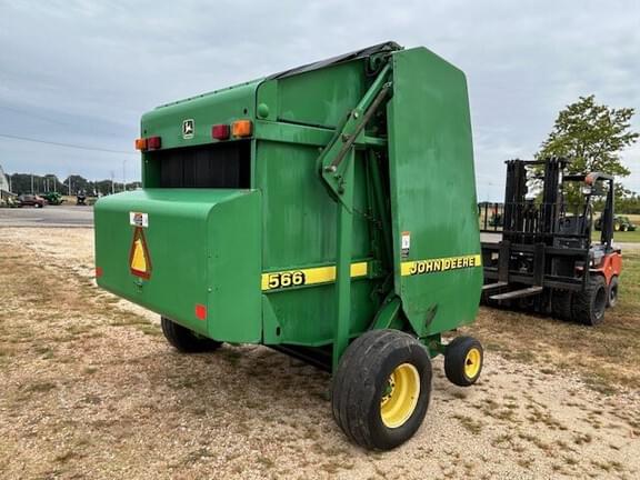 Image of John Deere 566 equipment image 3