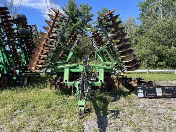 Image of John Deere 630 equipment image 1