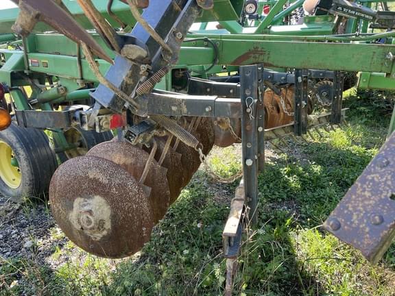 Image of John Deere 630 equipment image 3