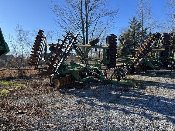 Image of John Deere 630 Primary image