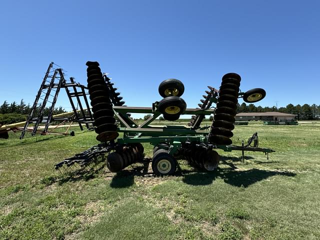 Image of John Deere 630 equipment image 3