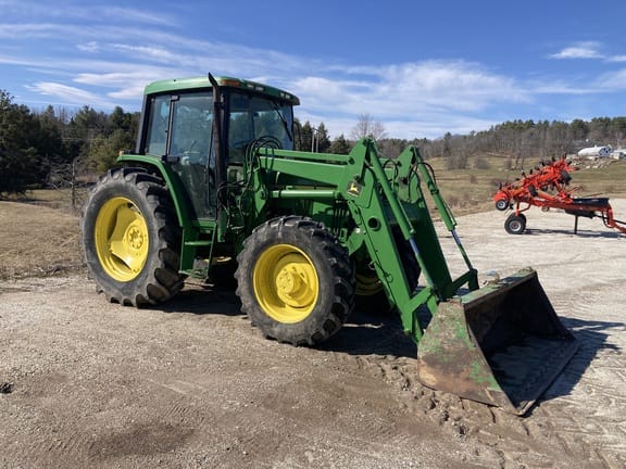 1998 John Deere 6410 Equipment Image0