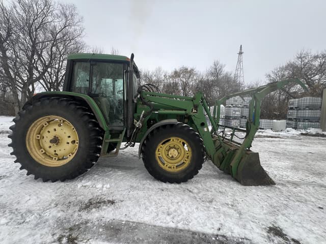 Image of John Deere 6410 equipment image 2