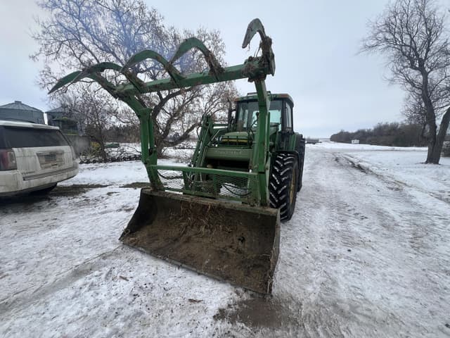 Image of John Deere 6410 equipment image 1