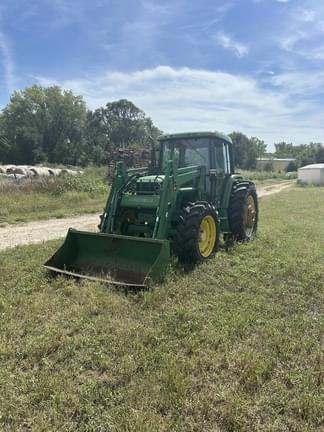 Image of John Deere 6410 equipment image 2