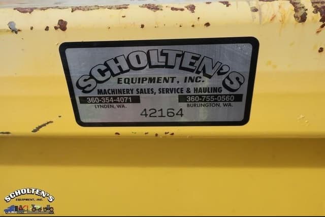 Image of John Deere 645A equipment image 3