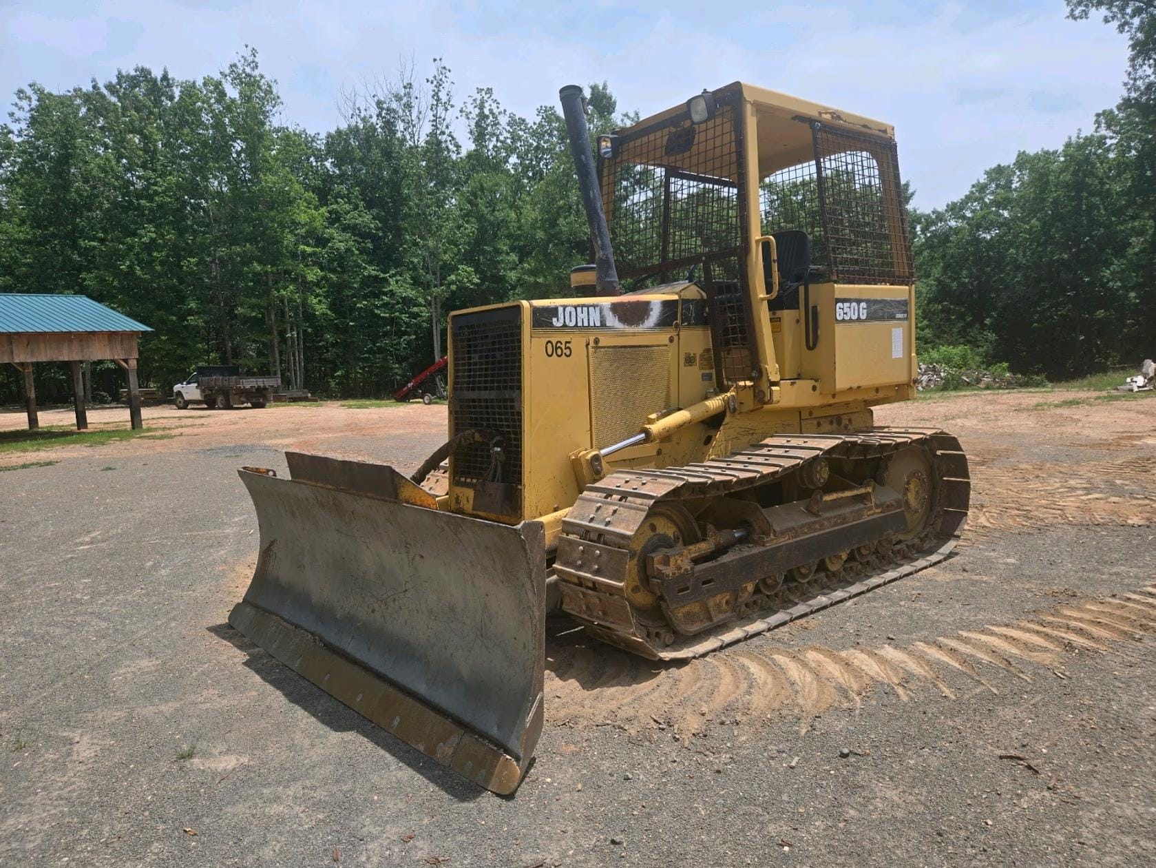 1998 John Deere 650G Equipment Image0