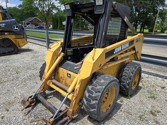 Image of John Deere 6675 equipment image 2