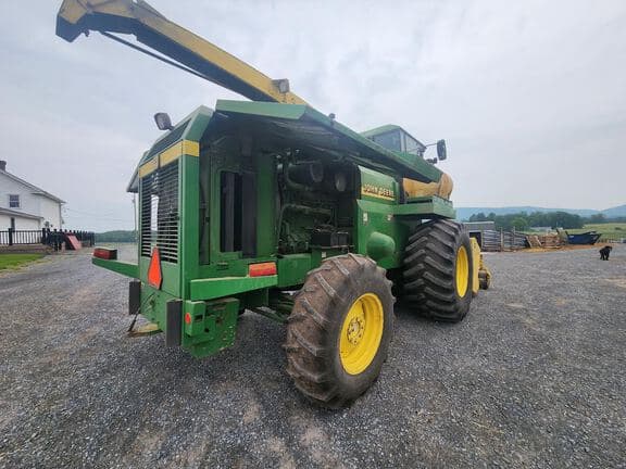 Image of John Deere 6750 equipment image 3