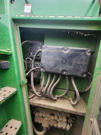 Image of John Deere 6750 equipment image 3