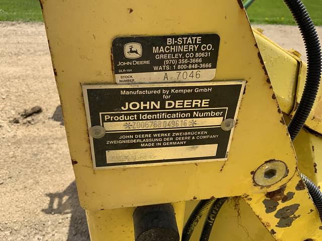 Image of John Deere 676 equipment image 4