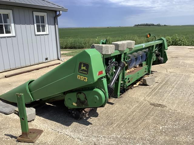 Image of John Deere 693 equipment image 1